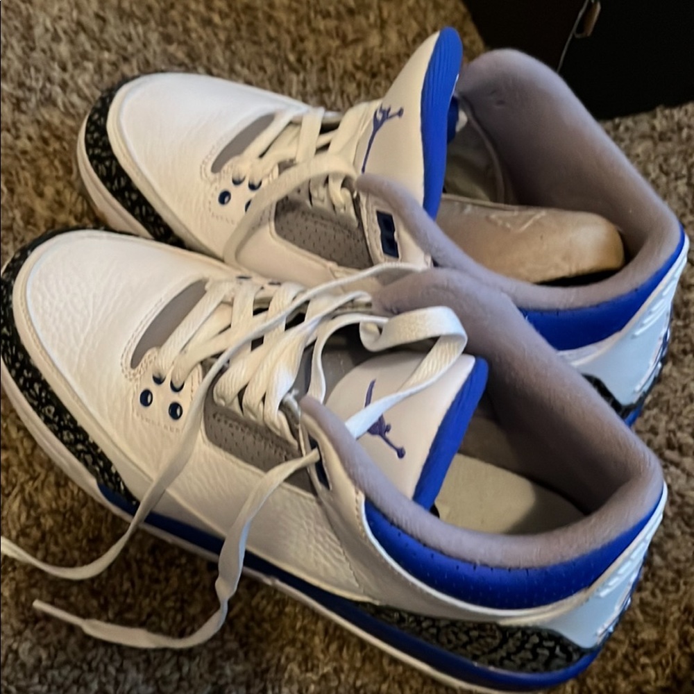 Jordan 3’s Blue And White